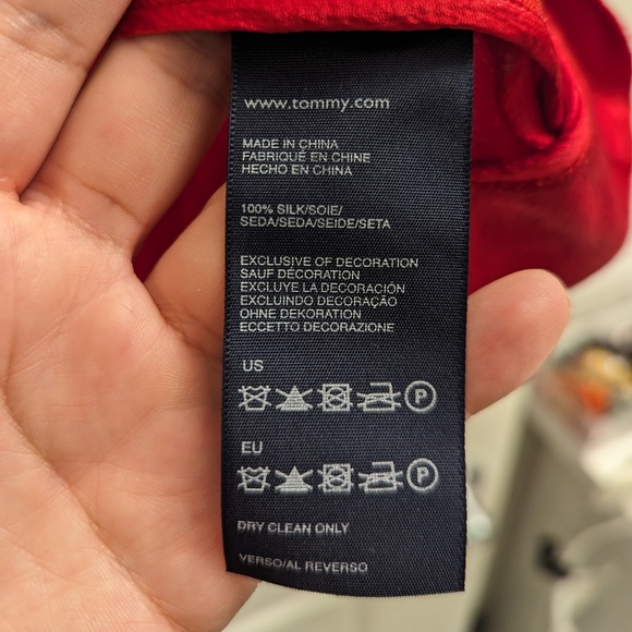 🎉3/$25🎉 Tommy Hilfiger Silk Camisole - Picture 7 of 9